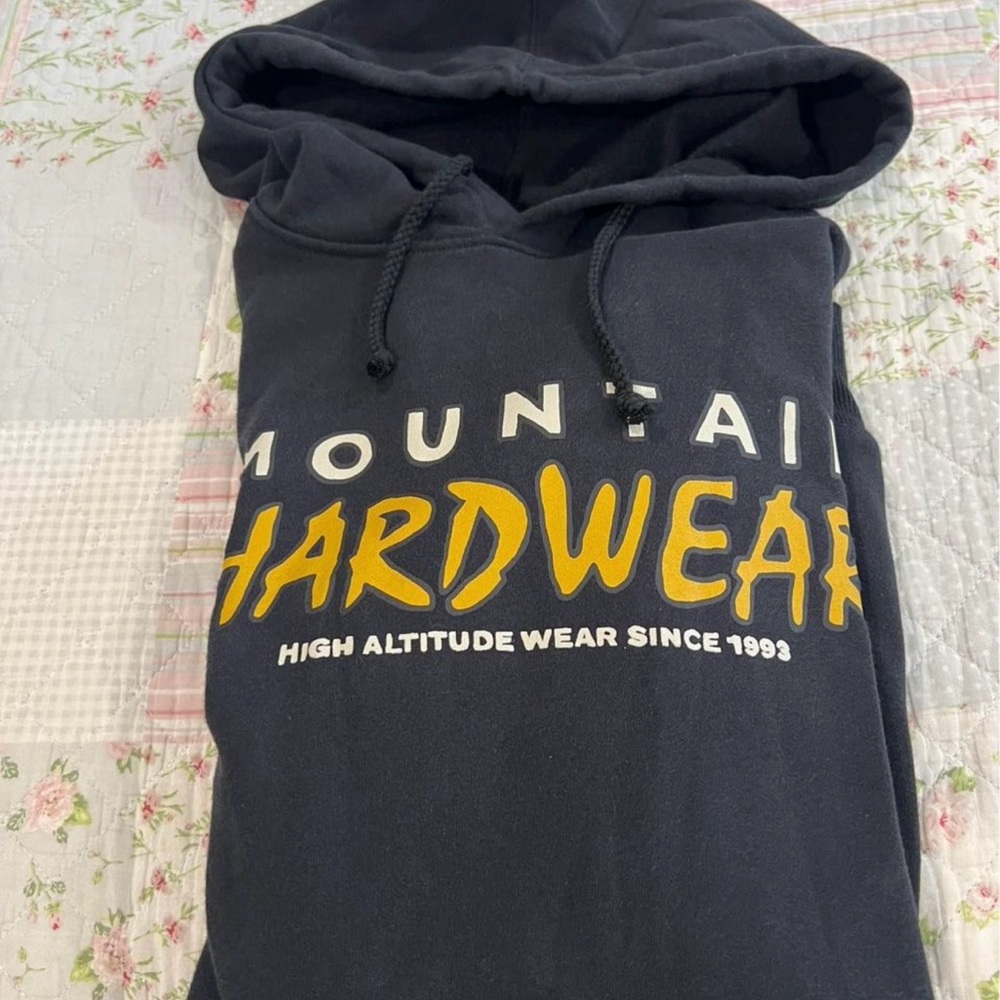 Mountain Hardwear navy Hoodie